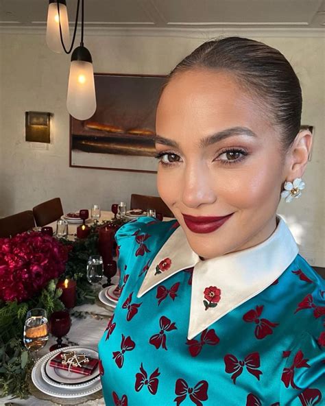jennifer lopez insta